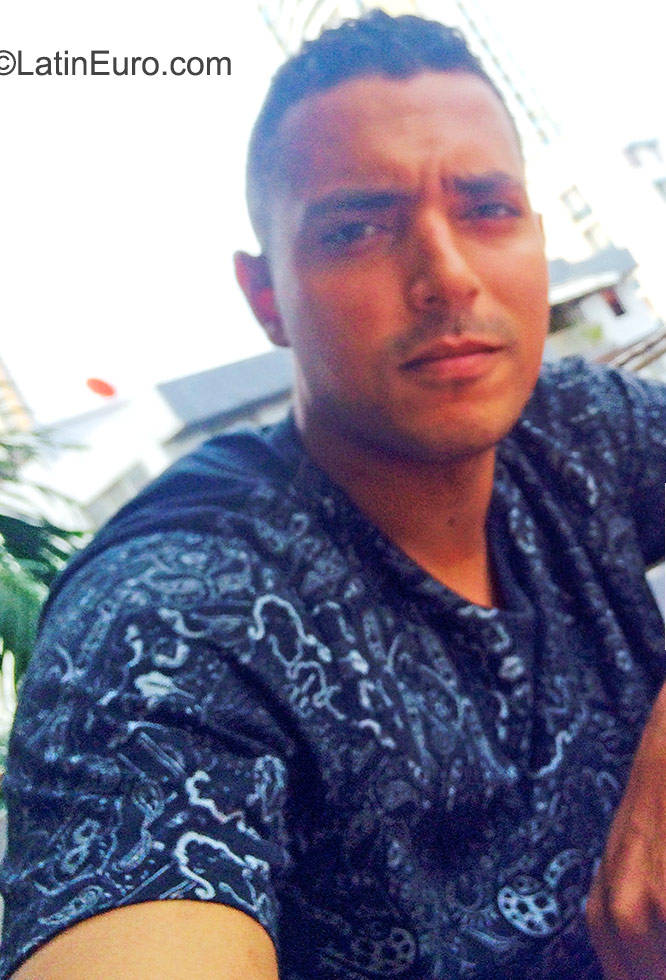 Date this beautiful Panama man Javier from Panama City PA714