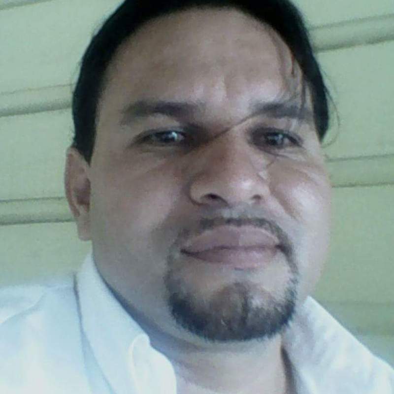 Date this attractive Honduras man Edwin from Roatan HN1759