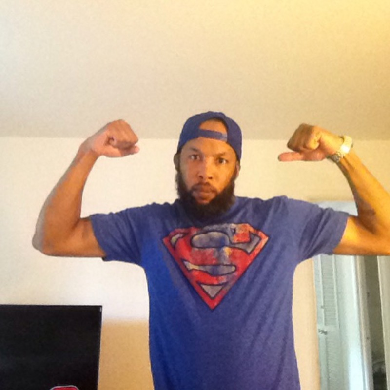 Date this voluptuous United States man Chcknhawk4real from Philadelphia US16581