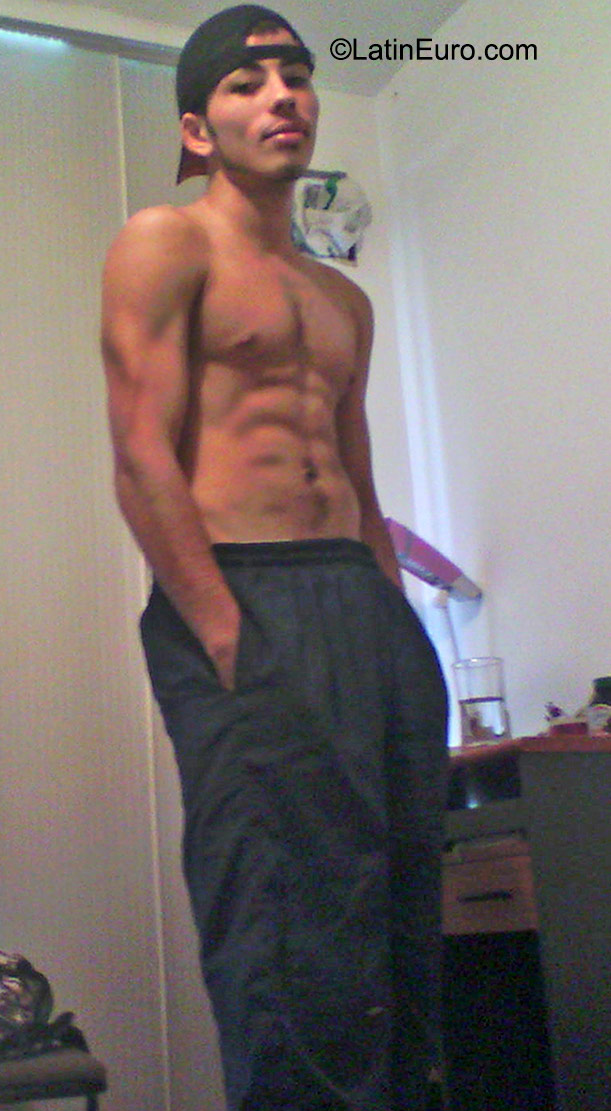 Date this passionate Colombia man David from Bogota CO18190