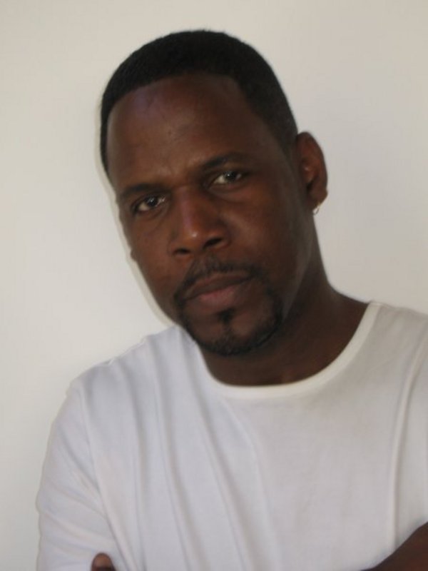 Date this young United States man Douglas from St. George US16605