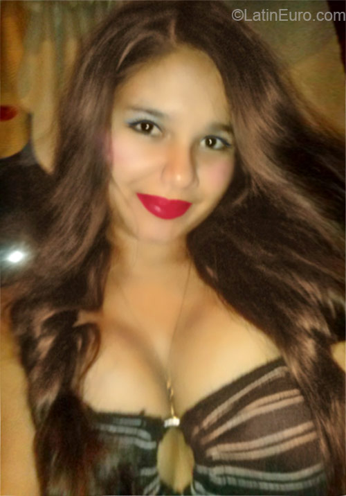 Date this lovely Honduras girl Rita from Olanchito HN1791