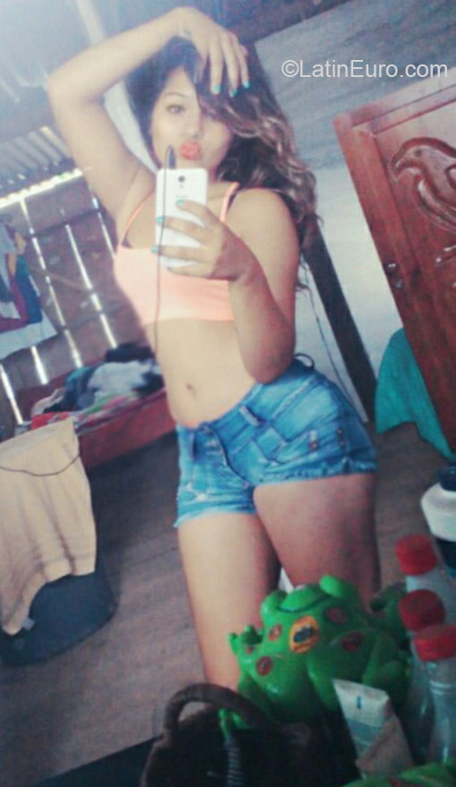 Date this hard body Colombia girl Moore from Mocoa CO18234