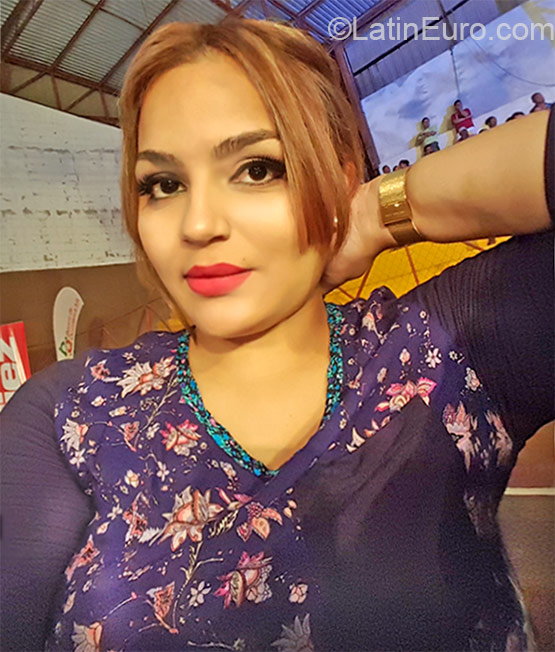 Date this lovely Honduras girl Bella from La Ceiba HN1812