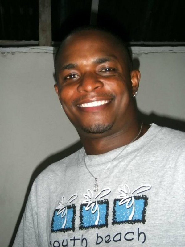 Date this exotic Dominican Republic man Israel Arrendel from La Romana DO24045