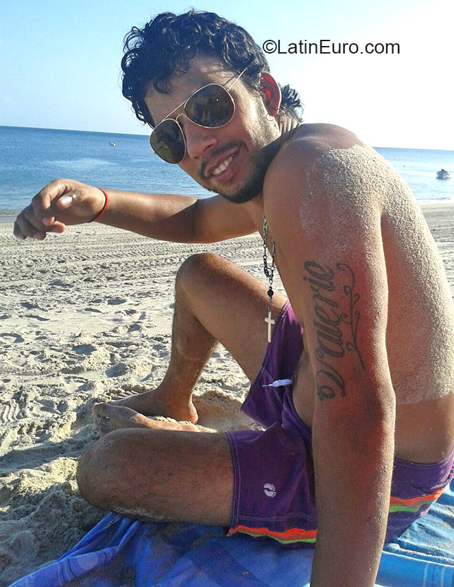 Date this foxy Panama man Tony from Panama City PA768