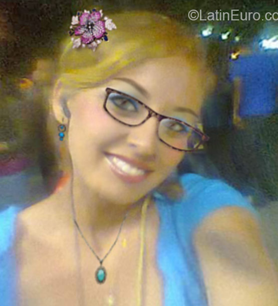 Date this passionate Panama girl Ana from Panama City PA772
