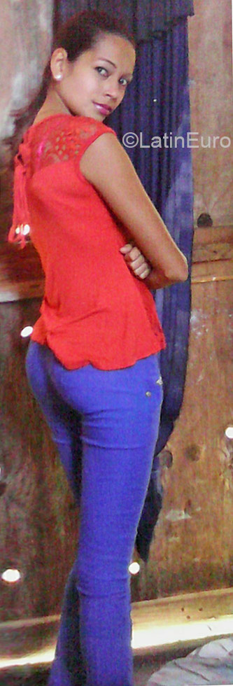 Date this charming Honduras girl Jackie from Puerto Cortes HN1849