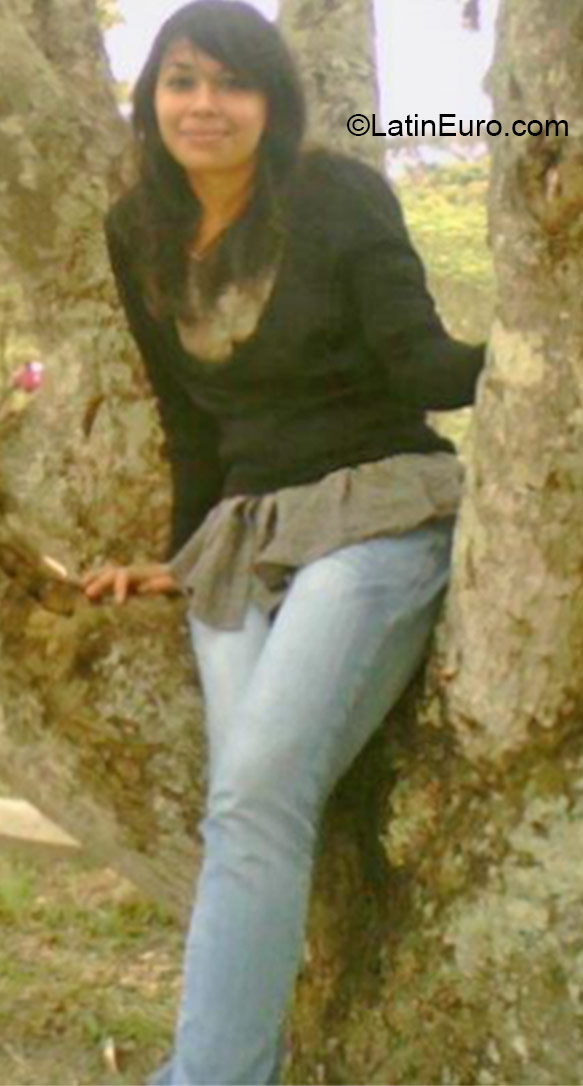 Date this exotic Honduras girl Pamela from Tegucigalpa HN1851