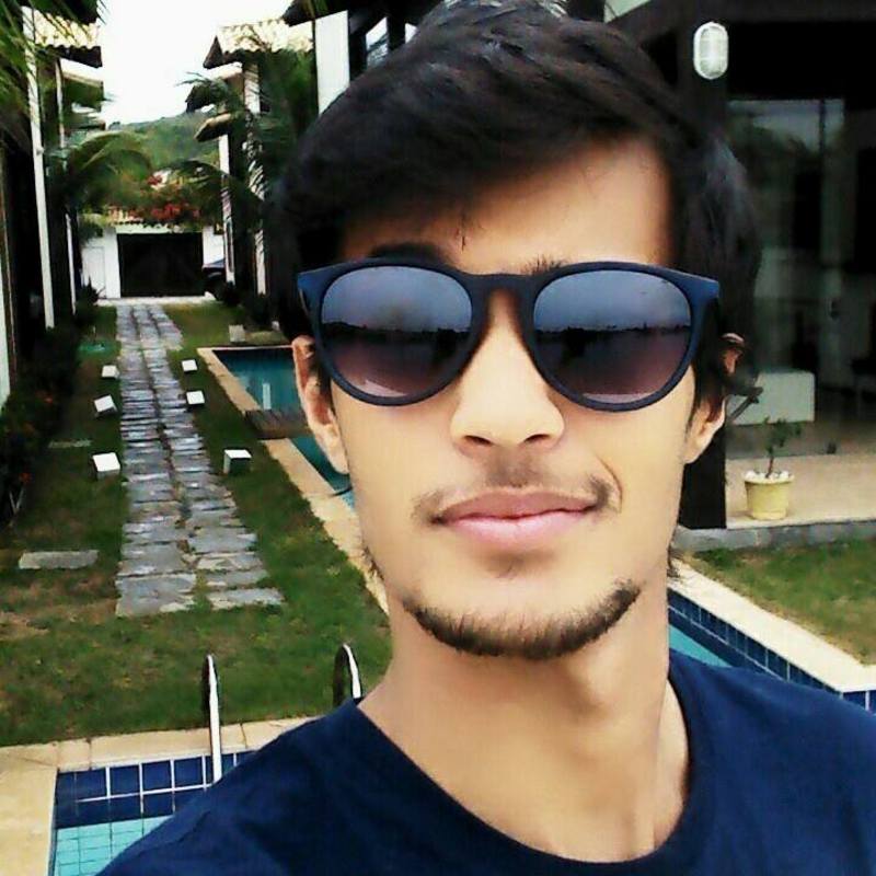 Date this foxy Brazil man Marco from Petrópolis BR9528