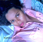 happy Colombia girl Khatia from Cali CO18402