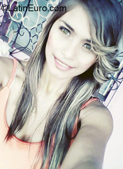 Date this happy Honduras girl Arlang from El Progreso HN1882