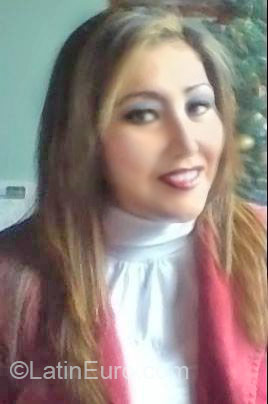 Date this sensual Colombia girl Nora from Bogota CO18416