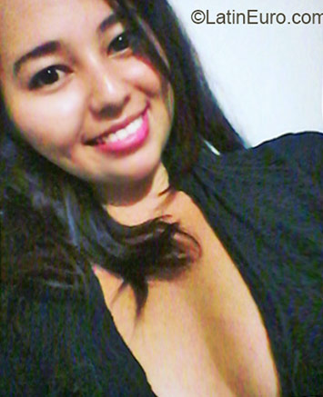 Date this funny Colombia girl Karen from Bogota CO18534