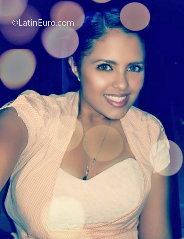 Date this hot Panama girl Michelle from Panama City PA848