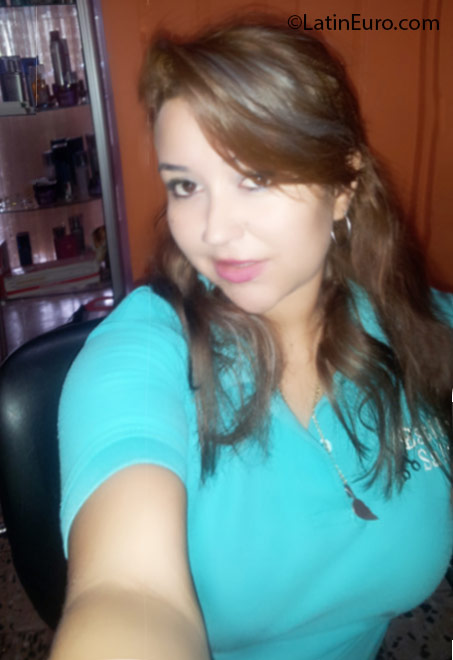 Date this attractive Honduras girl Paola from El progreso HN1957