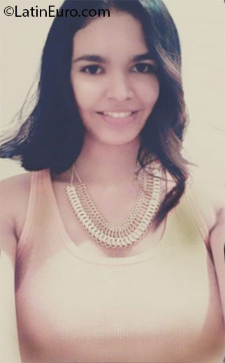 Date this athletic Honduras girl Alejandra from Tegucigalpa HN1982