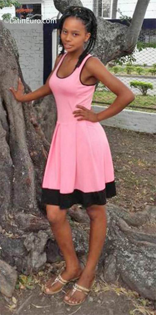 Date this young Colombia girl Johana renteria from Bahia Solano CO18605