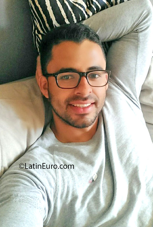 Date this pretty Honduras man Lionel from Tegucigalpa HN2020