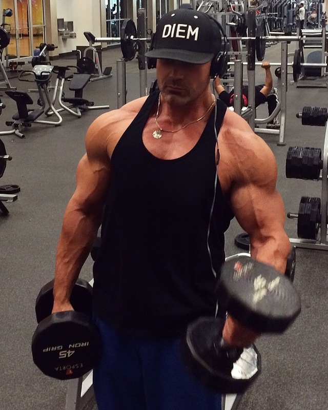 Date this sensual United States man Kellykw from Chicago Heights US17087