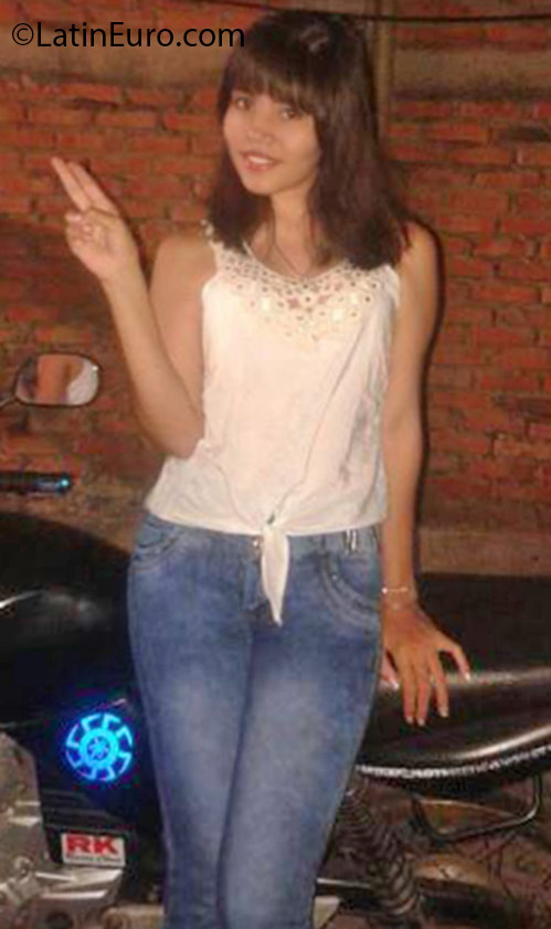 Date this fun Colombia girl Iza from Bucaramanga CO18734