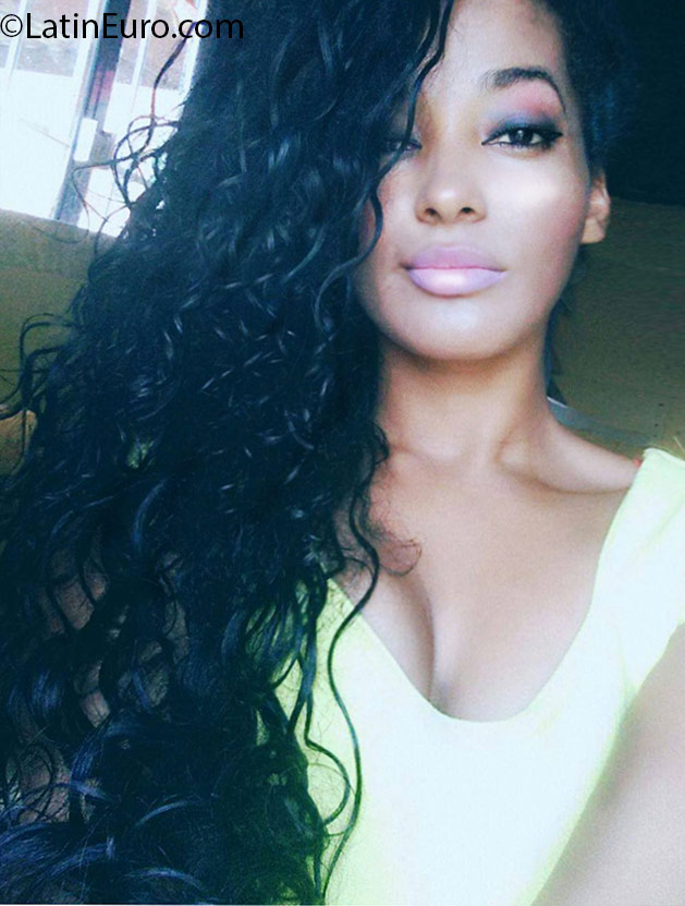 Date this young Brazil girl Denise from Sao Paulo BR9609