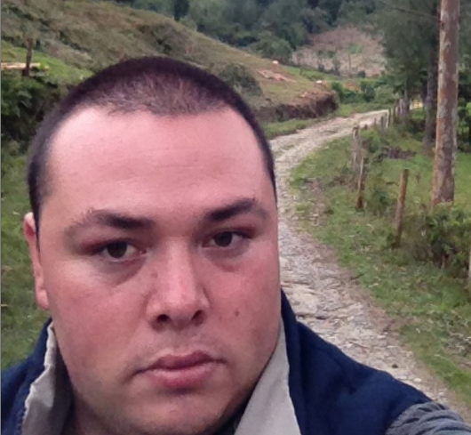 Date this athletic Colombia man Carlos from Bogota CO18749