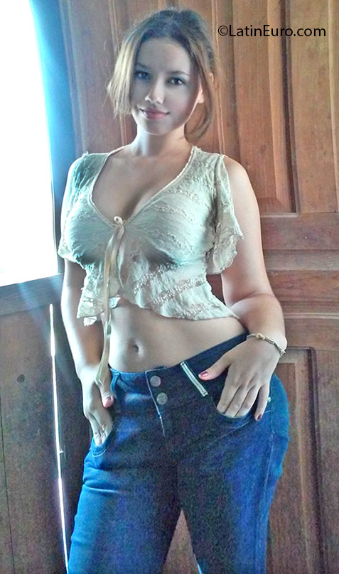 Date this lovely Honduras girl Sindy from San Pedro Sula HN2072