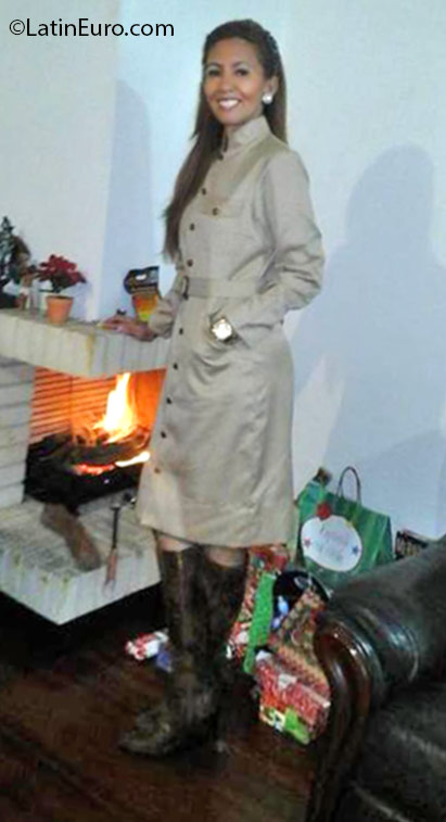 Date this lovely Venezuela girl Maria from Caracas VE660