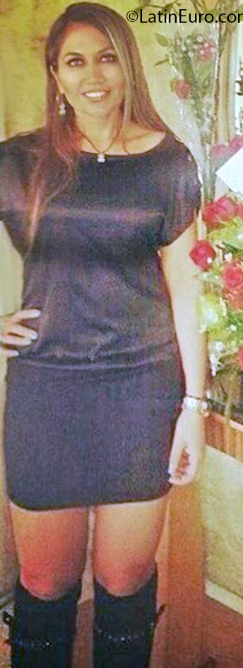 Date this beautiful Colombia girl Patty from Bogota CO18804