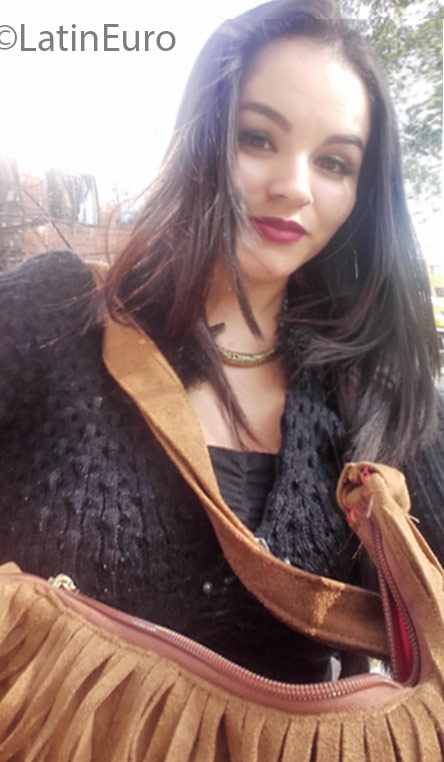 Date this hard body Colombia girl Paula from Medellin CO21701