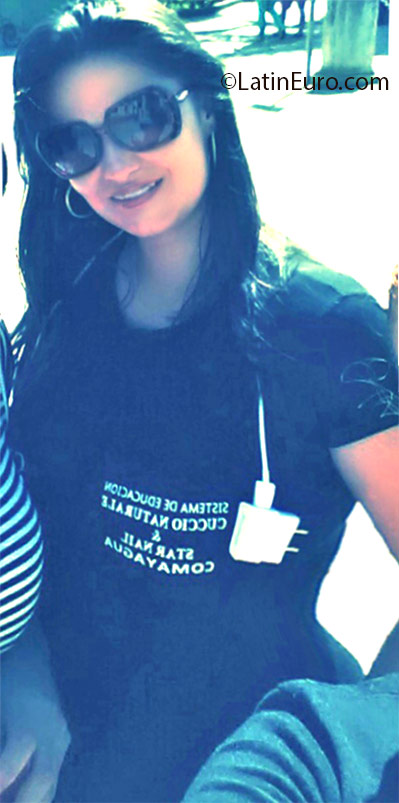 Date this hot Honduras girl Bessy from Siguatepeque HN2156