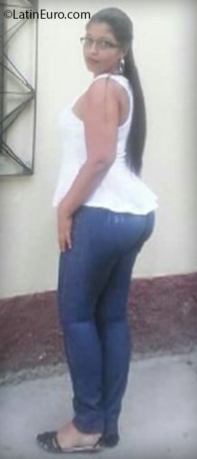 Date this funny Honduras girl Lizeth from San Pedro Sula HN2189