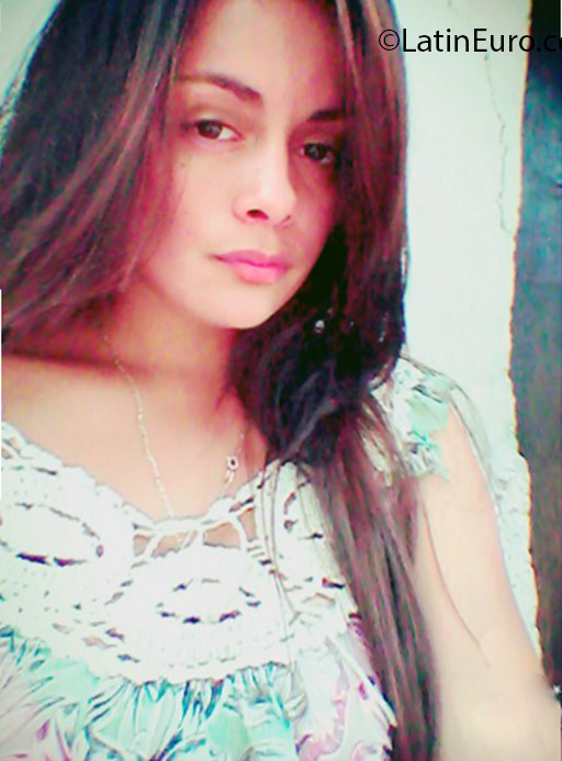 Date this fun Honduras girl Andrea from Danli HN2196