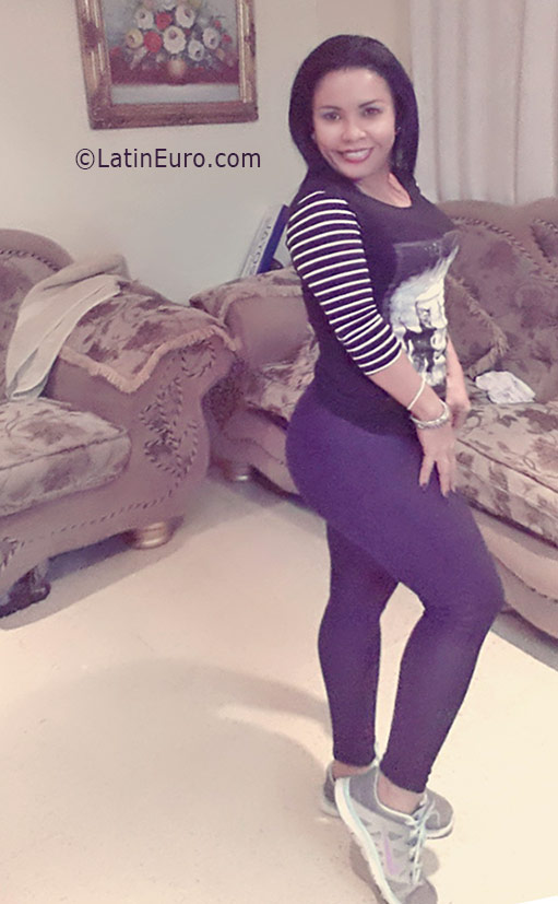 Date this gorgeous Panama girl Laura from Panama City PA994