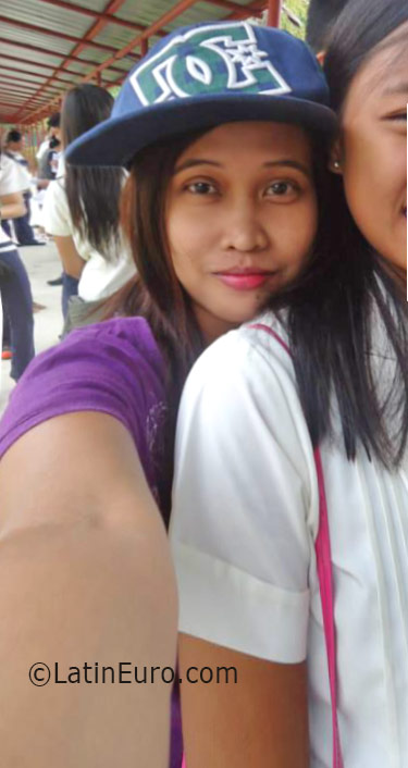 Date this gorgeous Philippines girl Dona from Cebu City PH905