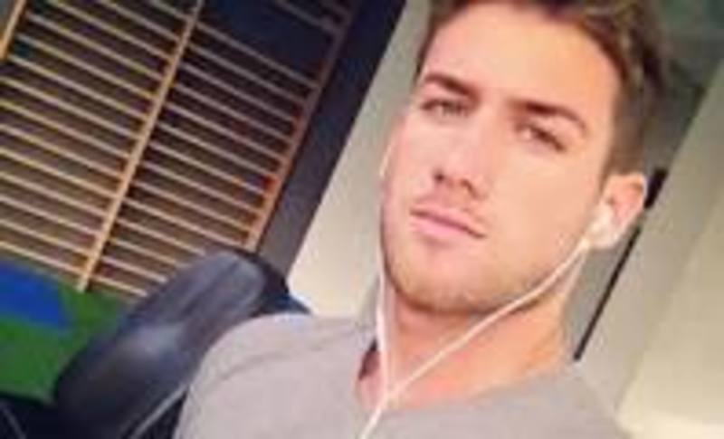 Date this sultry Colombia man Daessalo from Tachira CO19166