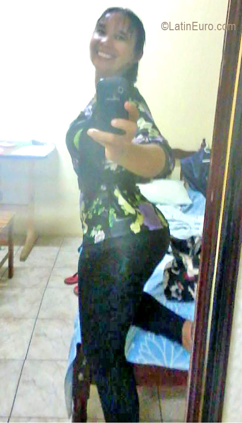 Date this young Brazil girl Ivan from Salvador BR9739