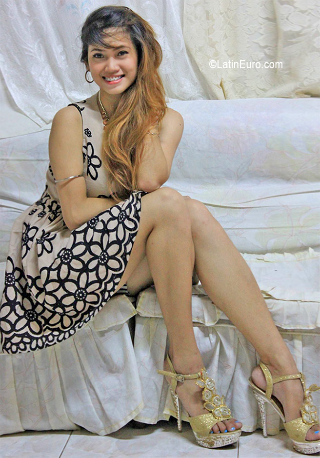 Date this nice looking Philippines girl Jasiah from Baguio City PH919
