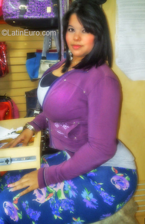Date this charming Venezuela girl Maria from Maracaibo VE760
