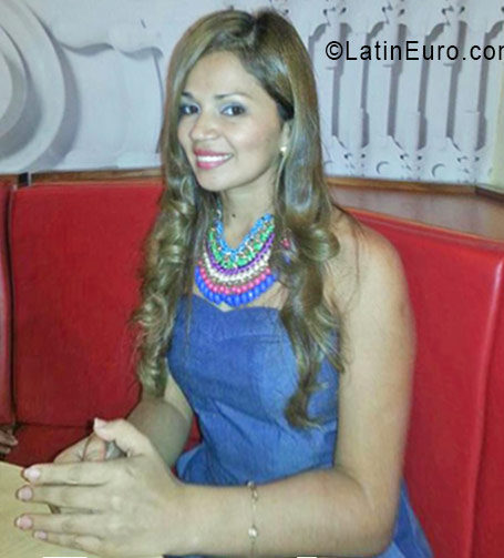 Date this attractive Honduras girl Suy from San Pedro Sula HN2271