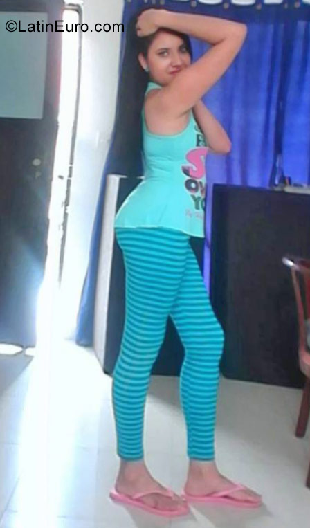 Date this funny Colombia girl Maria from Cali CO19554
