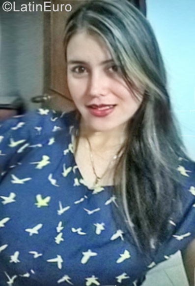 Date this funny Colombia girl Lady from Pereira CO19588