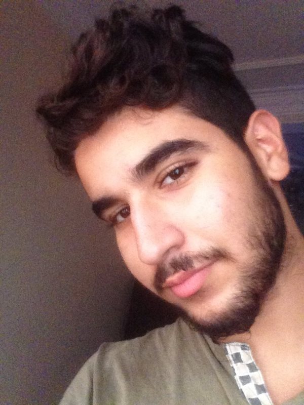 Date this passionate Colombia man Hamzaarkm from Paris CO19628