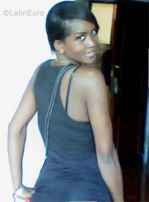 Date this hard body Ecuador girl Silvia from Quito EC191