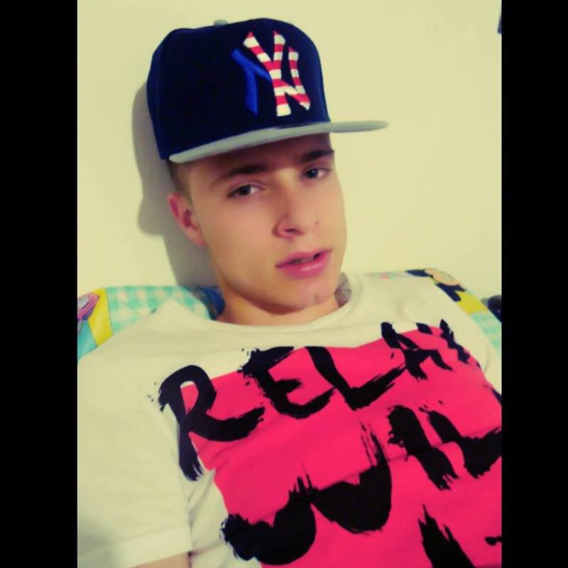 Date this georgeous Colombia man Daniel perez from Pereira CO19842