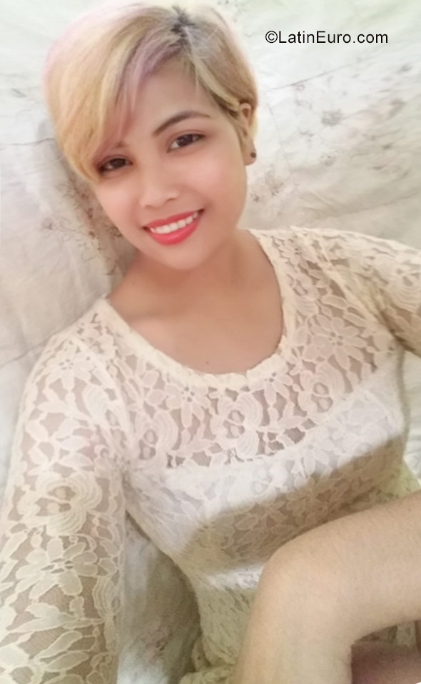 Date this passionate Philippines girl Carla from Kitaotao PH944