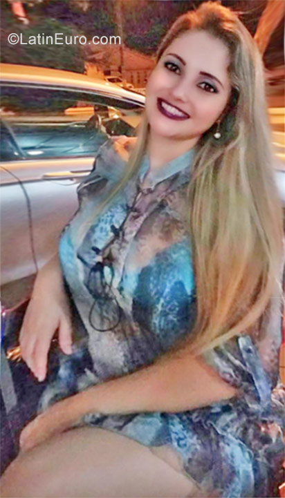 Date this beautiful Brazil girl Isadora from Ituverava BR9879