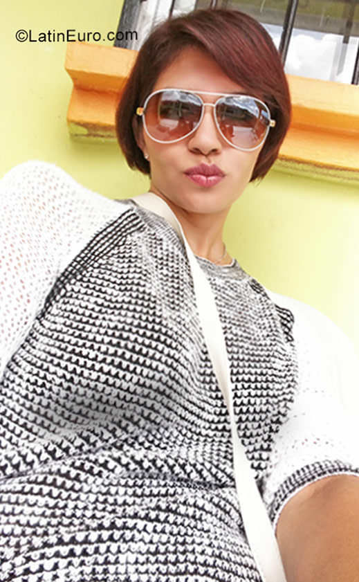 Date this fun Honduras girl Belkys from La Ceiba HN2311