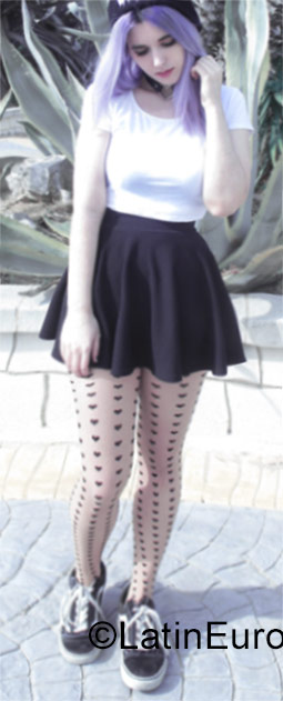 Date this gorgeous Colombia girl Yuriz from Bogota CO20796